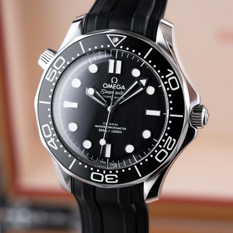Omega Seamaster Diver 300 M NEW 2026 Seamaster Diver Black No Date Rubber 210.32.42.20.01.003