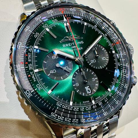 Breitling Navitimer 1 B01 Chronograph Ungetragene Navitimer B01 Chronograph 46 Full Set