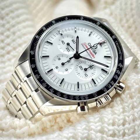 Omega Speedmaster Professional Moonwatch White White Dial | 310.30.42.50.04.001 | Speedmaster Sapphire NEW