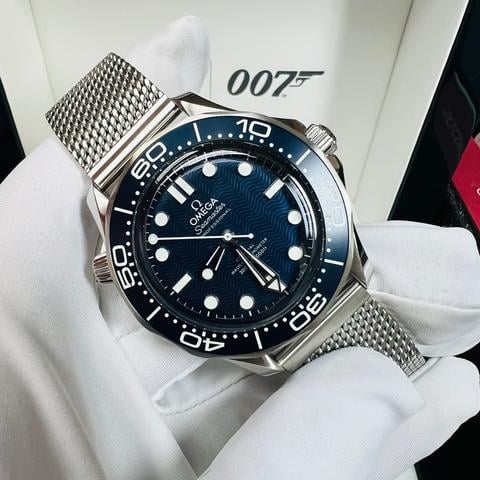 Omega Seamaster Diver 300 M (2026 New) Seamaster Diver 300M James Bond 60th Anniversary