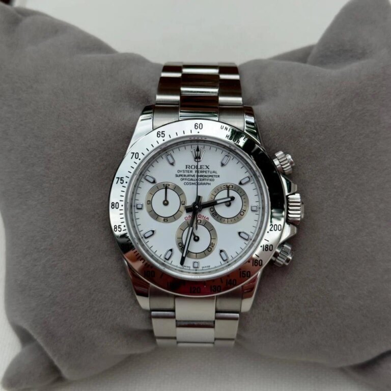 Rolex Daytona Ref. 116520 (Z Serial 2007)-White dial