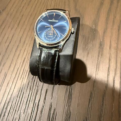 Jaeger-LeCoultre Master Ultra Thin Moon Only watch