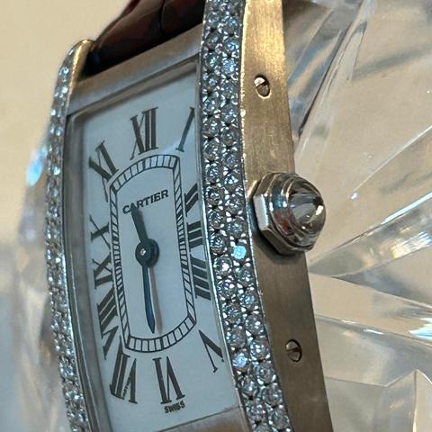 Cartier Tank Américaine (ladies) previously owned in very good condition no papers or box