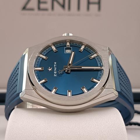 Zenith Defy Classic NOS New Full Set