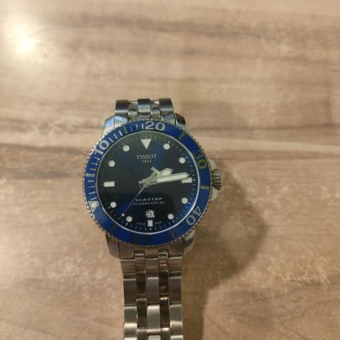 Tissot Seastar 1000 with original box and warranty card(exp